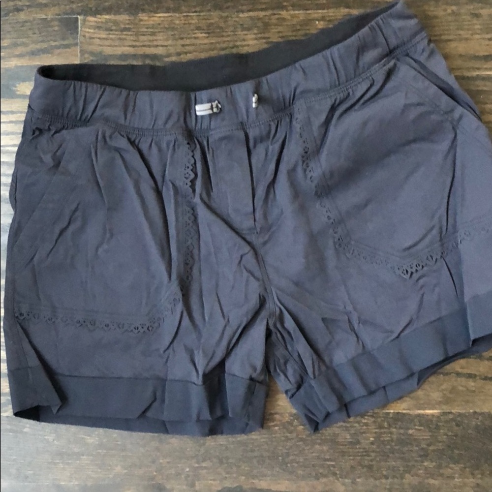 Ivivva girls sport shorts